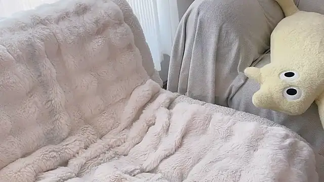 lsevenlll online show from 02/19/26, 06:54