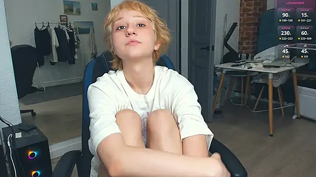 Melisaa Cooper online show from 11/30/25, 04:46