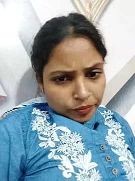 Snapshot of Anshika1431 chatting on 10/30/25, 03:49 Anshika1431 online show from 10/30/25, 03:49