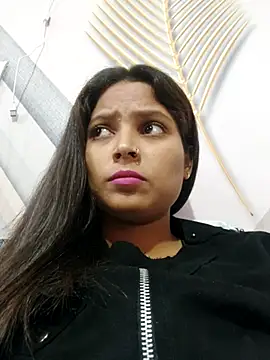 Snapshot of Anshika1431 chatting on 11/10/25, 03:11 Anshika1431 online show from 11/10/25, 03:11