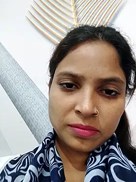 Snapshot of Anshika1431 chatting on 11/02/25, 02:49 Anshika1431 online show from 11/02/25, 02:49