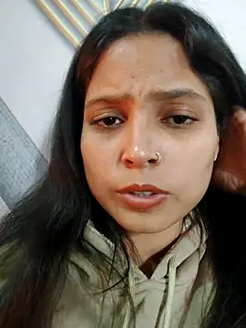 Snapshot of Anshika1431 chatting on 11/15/25, 06:39 Anshika1431 online show from 11/15/25, 06:39