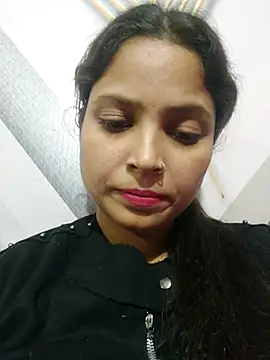 Snapshot of Anshika1431 chatting on 11/20/25, 04:40 Anshika1431 online show from 11/20/25, 04:40