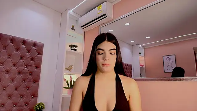 Snapshot of eva_rosier5 chatting on 10/18/25, 01:13 eva rosier5 online show from 10/18/25, 01:13