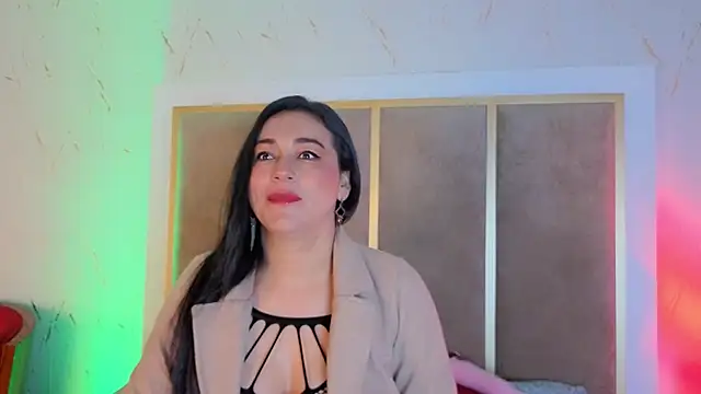 Elizabeth bennett 6 online show from 11/05/25, 11:57