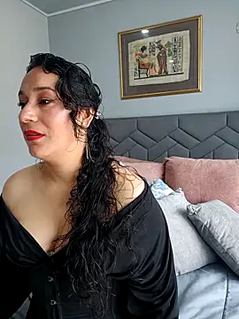 Elizabeth bennett 6 online show from 04/20/26, 03:24