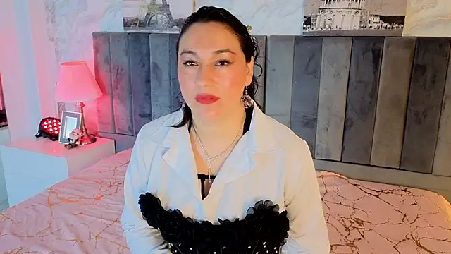 Snapshot of Elizabeth_bennett_6 chatting on 01/05/26, 06:11 Elizabeth bennett 6 online show from 01/05/26, 06:11