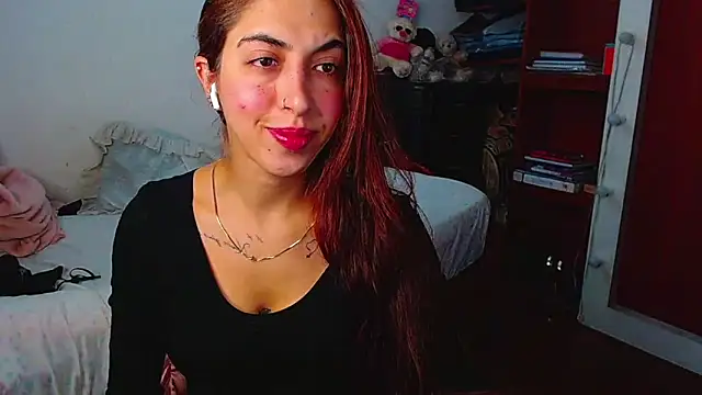 MariamGray1 online show from 01/17/26, 09:40