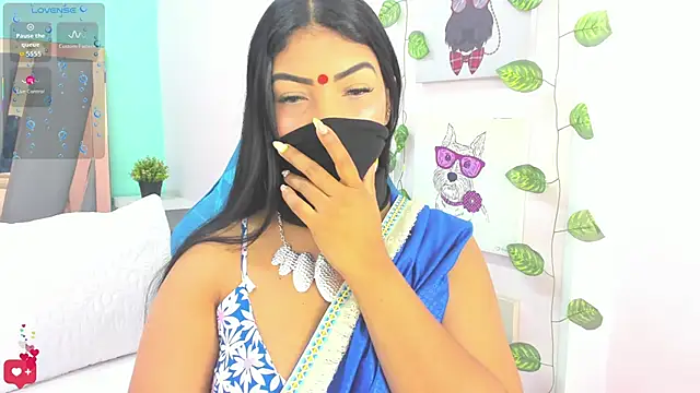 Iniya Parul online show from 05/28/26, 02:01