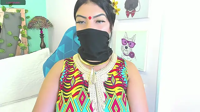 Iniya Parul online show from 02/16/26, 02:48