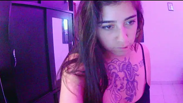 adri gomez1 online show from 11/29/25, 08:53