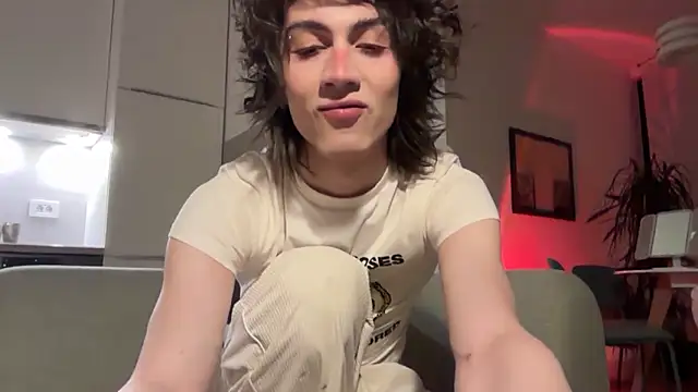 kira yoshika9e online show from 03/08/26, 11:41