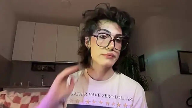 kira yoshika9e online show from 03/31/26, 10:12