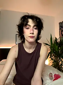 kira yoshika9e online show from 11/29/25, 07:25