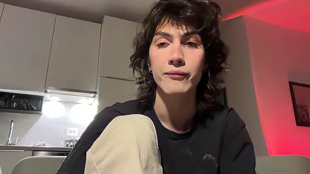 kira yoshika9e online show from 03/11/26, 12:26