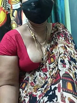 hot-telugu-queen online show from 11/13/25, 08:07