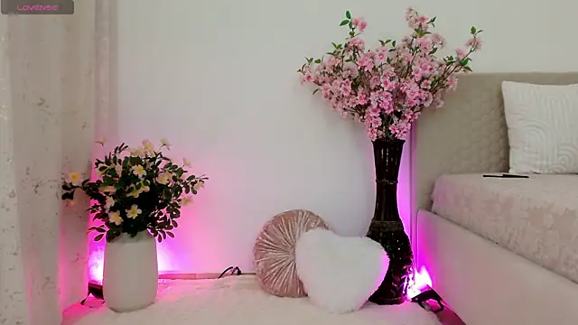 Merry  Star online show from 10/18/25, 05:15