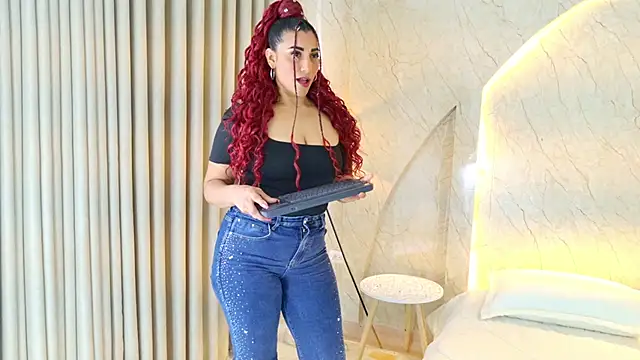 Antonella Russo1 online show from 04/11/26, 01:15