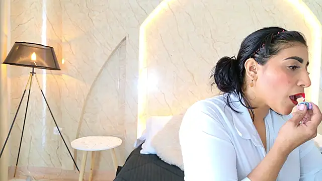 Antonella Russo1 online show from 02/28/26, 01:00