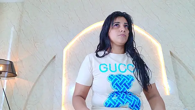 Antonella Russo1 online show from 05/01/26, 01:38