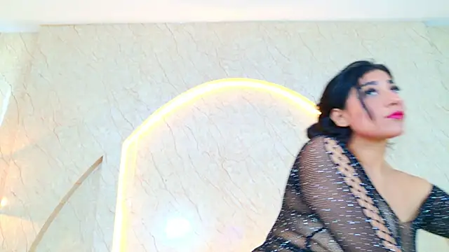 Snapshot of Antonella_Russo1 chatting on 06/30/26, 01:44 Antonella Russo1 online show from 06/30/26, 01:44