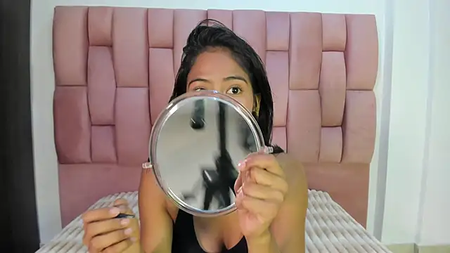 EuphoriaSavage online show from 11/20/25, 01:01