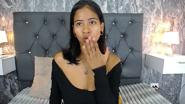 EuphoriaSavage online show from 11/16/25, 12:10