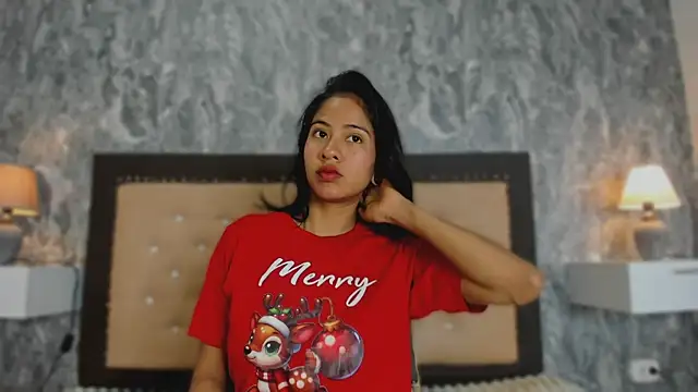 EuphoriaSavage online show from 12/18/25, 01:37