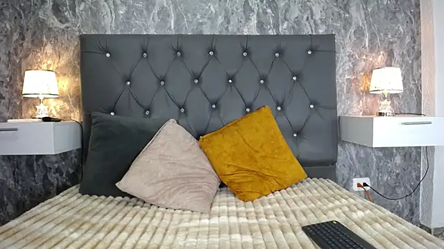 EuphoriaSavage online show from 11/06/25, 12:42