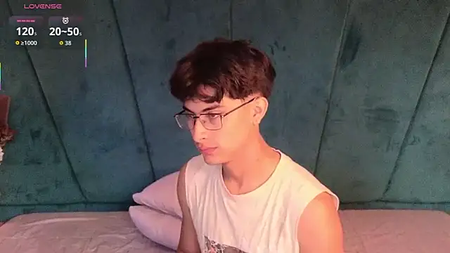 Aaron Eze online show from 02/15/26, 08:41