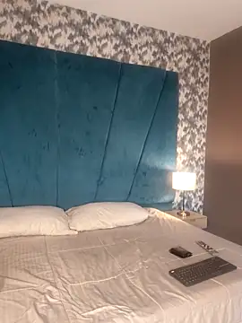 Aaron Eze online show from 02/11/26, 08:31