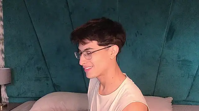 Aaron Eze online show from 02/27/26, 08:30