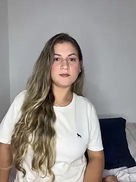 Snapshot of solmartins chatting on 11/05/25, 12:14 solmartins online show from 11/05/25, 12:14