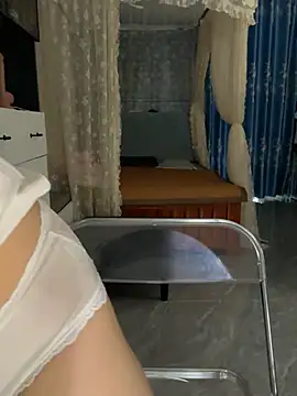 littlesluttycat online show from 05/04/26, 12:14