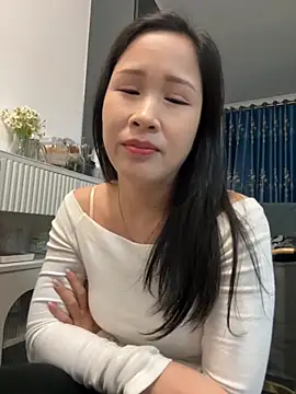 littlesluttycat online show from 11/23/25, 04:39