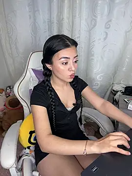 Snapshot of Midori_rosse chatting on 05/06/26, 10:58 Midori rosse online show from 05/06/26, 10:58