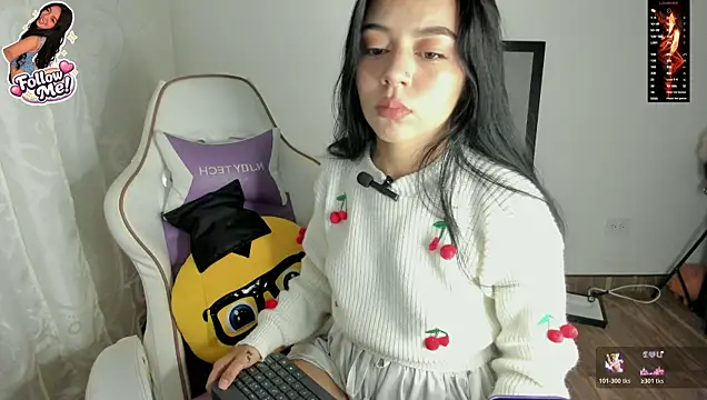 Snapshot of Midori_rosse chatting on 05/25/26, 12:21 Midori rosse online show from 05/25/26, 12:21