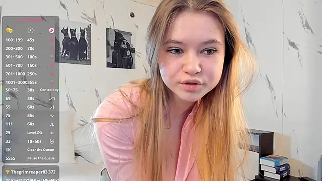 SophieRayne online show from 02/05/26, 10:00