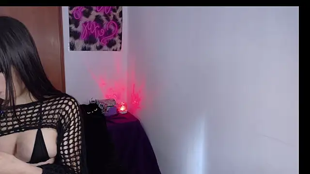 Snapshot of KittyJane chatting on 07/10/26, 01:11 KittyJane online show from 07/10/26, 01:11
