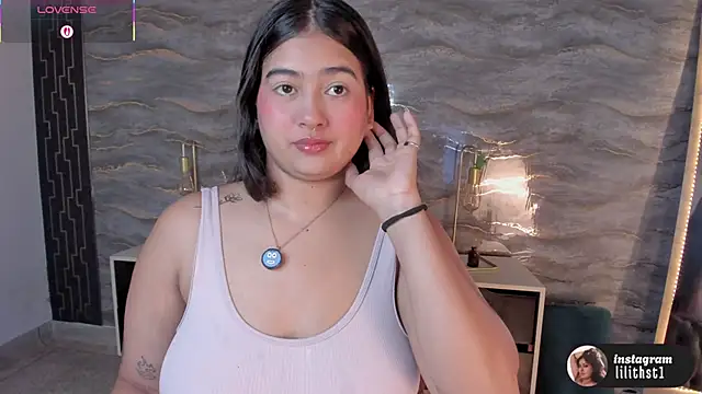 lilithst  online show from 01/15/26, 07:28