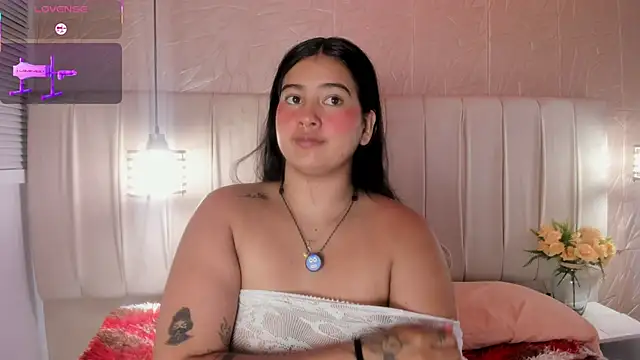 lilithst  online show from 12/01/25, 08:32