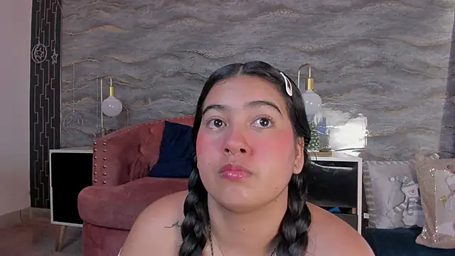 lilithst  online show from 12/15/25, 09:09