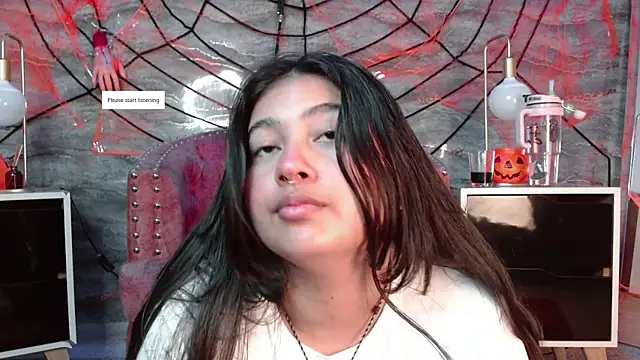 lilithst  online show from 10/28/25, 09:25