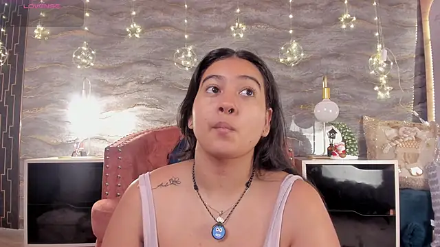 lilithst  online show from 11/28/25, 08:31