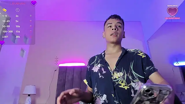 Xavier Fox    online show from 02/24/26, 09:04