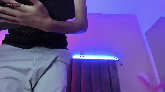 Xavier Fox    online show from 02/14/26, 09:04