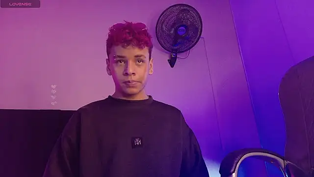 Xavier Fox    online show from 01/15/26, 05:22