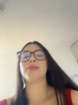 Snapshot of Julietalcl chatting on 07/21/26, 08:54 Julietalcl online show from 07/21/26, 08:54
