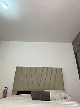 Julietalcl online show from 03/23/26, 08:58