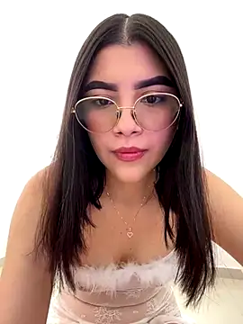 Julietalcl online show from 11/30/25, 06:52